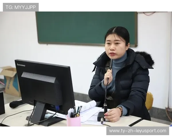 举重学院开展职业素养与生涯规划培训